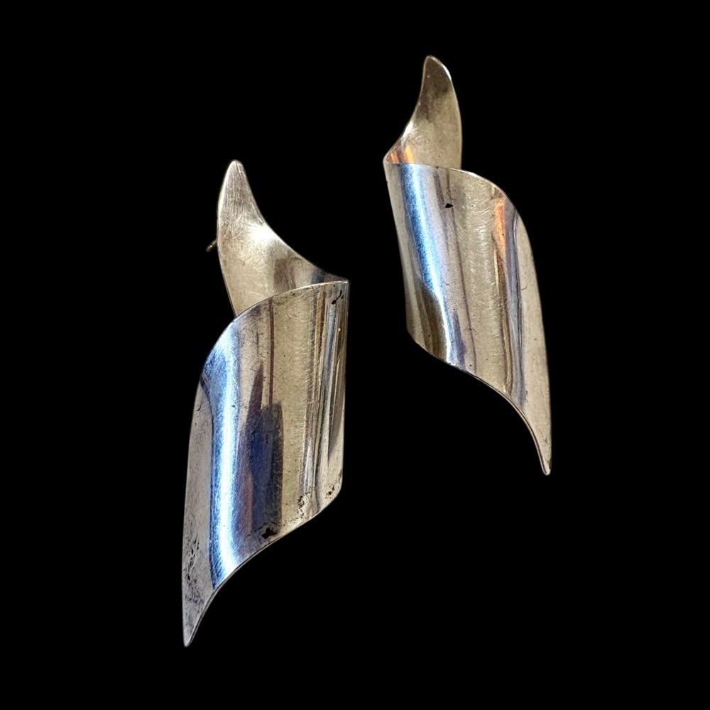 Sterling Silver Signed Twisted Ribbon Wave MCM Earrings
